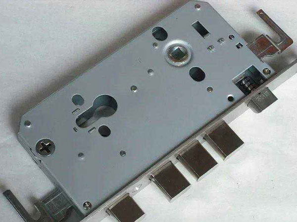 新昌24小时上门开锁公司